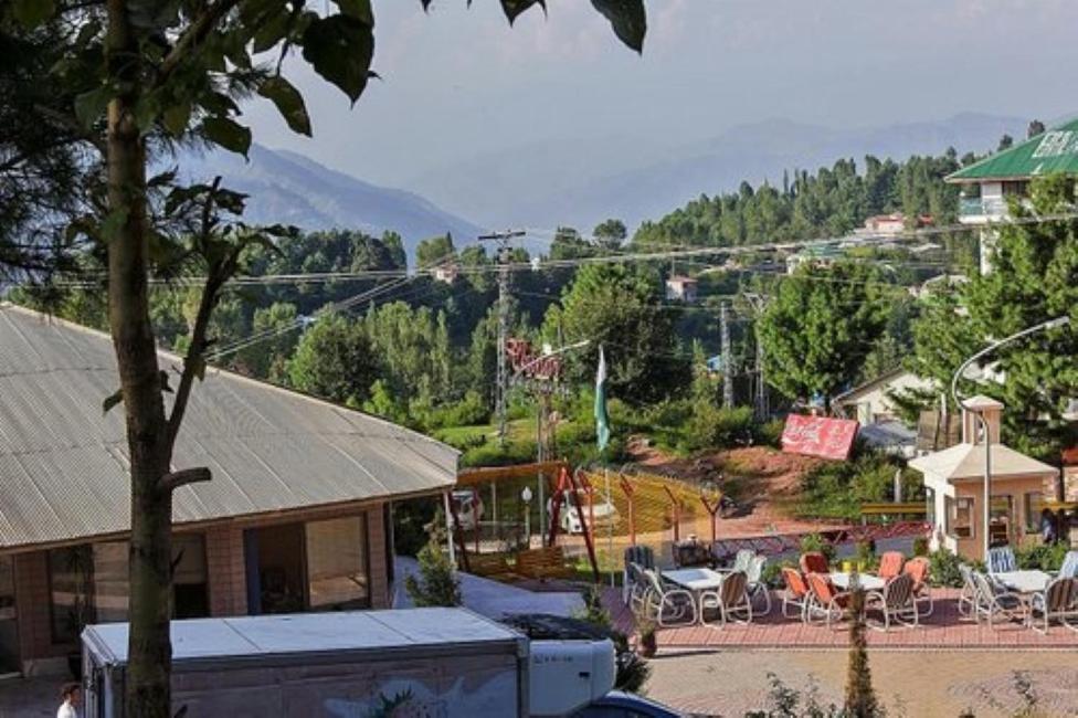 Chinar Family Resort Bhurban Εξωτερικό φωτογραφία