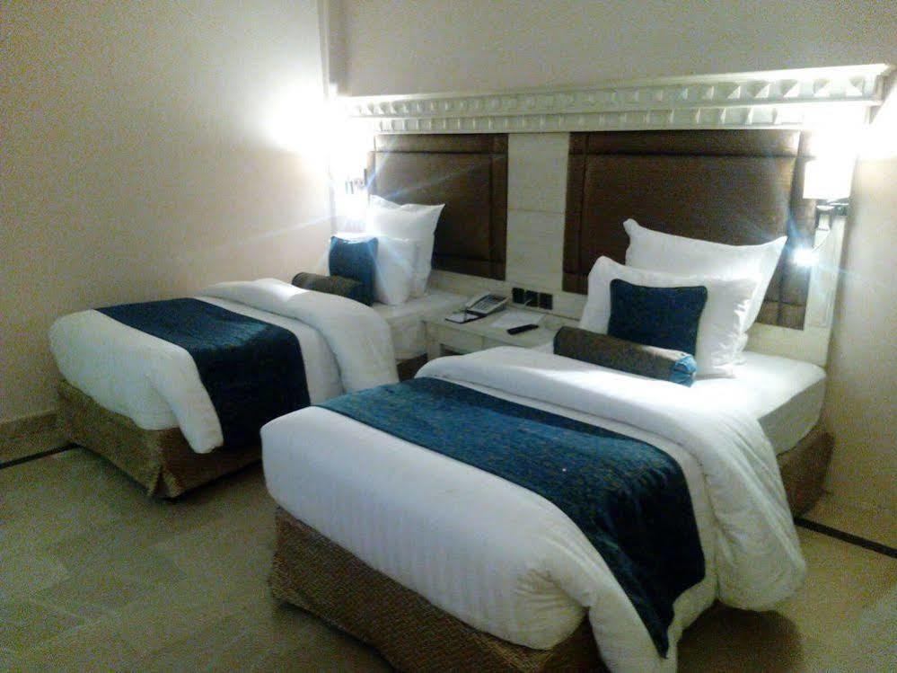 Chinar Family Resort Bhurban Εξωτερικό φωτογραφία