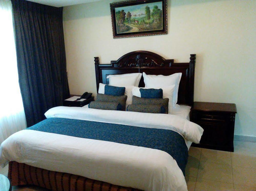 Chinar Family Resort Bhurban Εξωτερικό φωτογραφία
